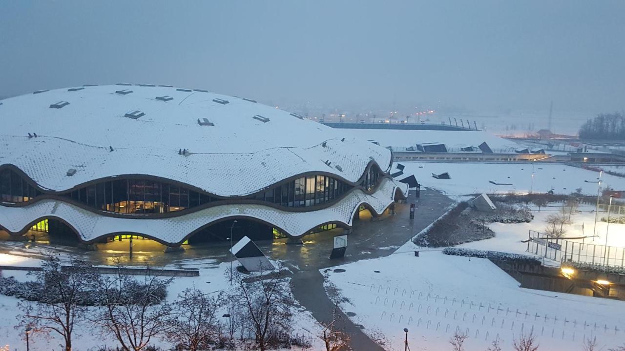 E&E Apartments 4* Arena Stozice Liubliana Exterior foto